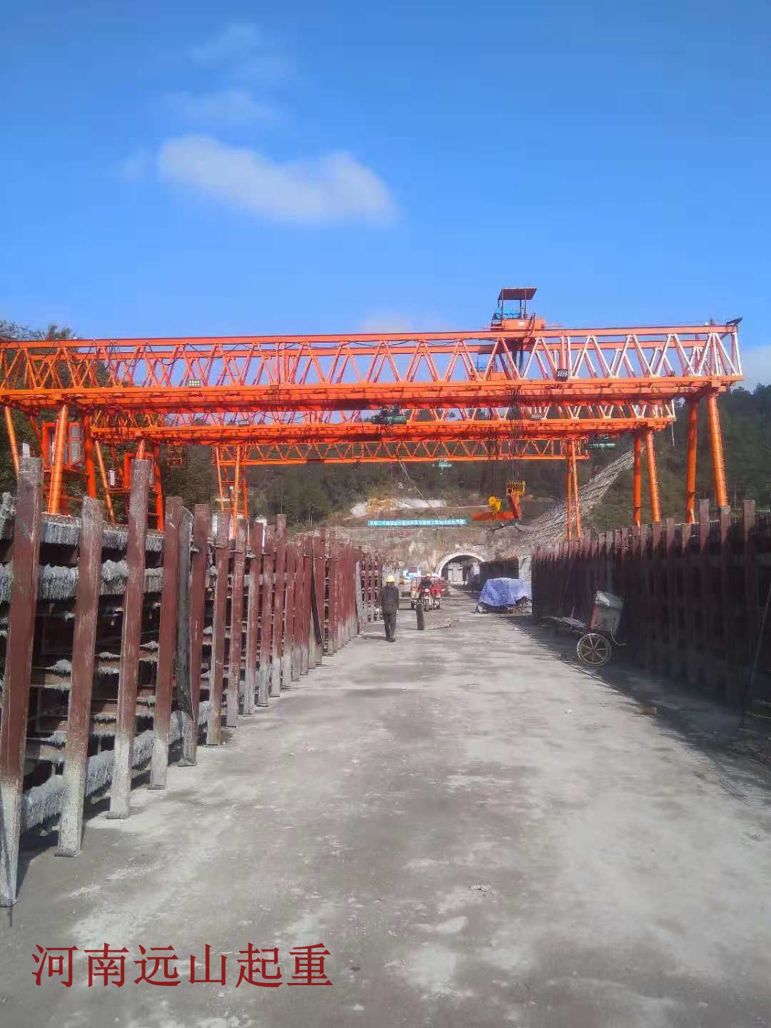 架橋機(jī)工作前期以及中期有什么需要注意的