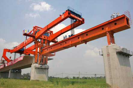 架橋機失靈時的緊急應對方法