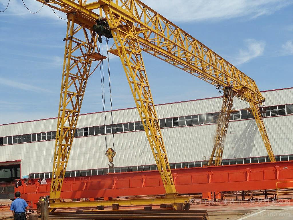 門(mén)式起重機(jī)鋼結(jié)構(gòu)主要組成部分