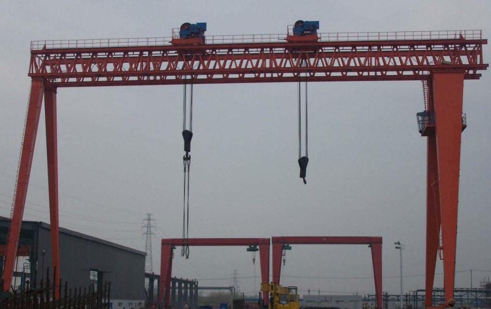 龍門吊在現(xiàn)場(chǎng)需要檢查哪些要點(diǎn)（一）？