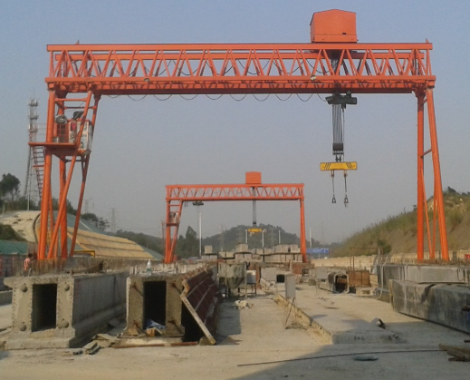 龍門吊電纜卷筒都有哪些？龍門吊恒張力電纜卷筒的控制器有什么作用？