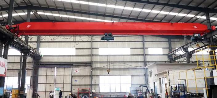 電動單梁起重機(jī)在哪里選擇購買？購買后小心雜質(zhì)進(jìn)入零件部位