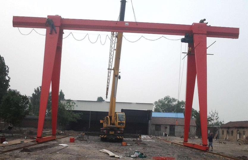 單梁龍門吊的起重能力和跨度范圍是多少？如何選擇適合自己需求的型號？