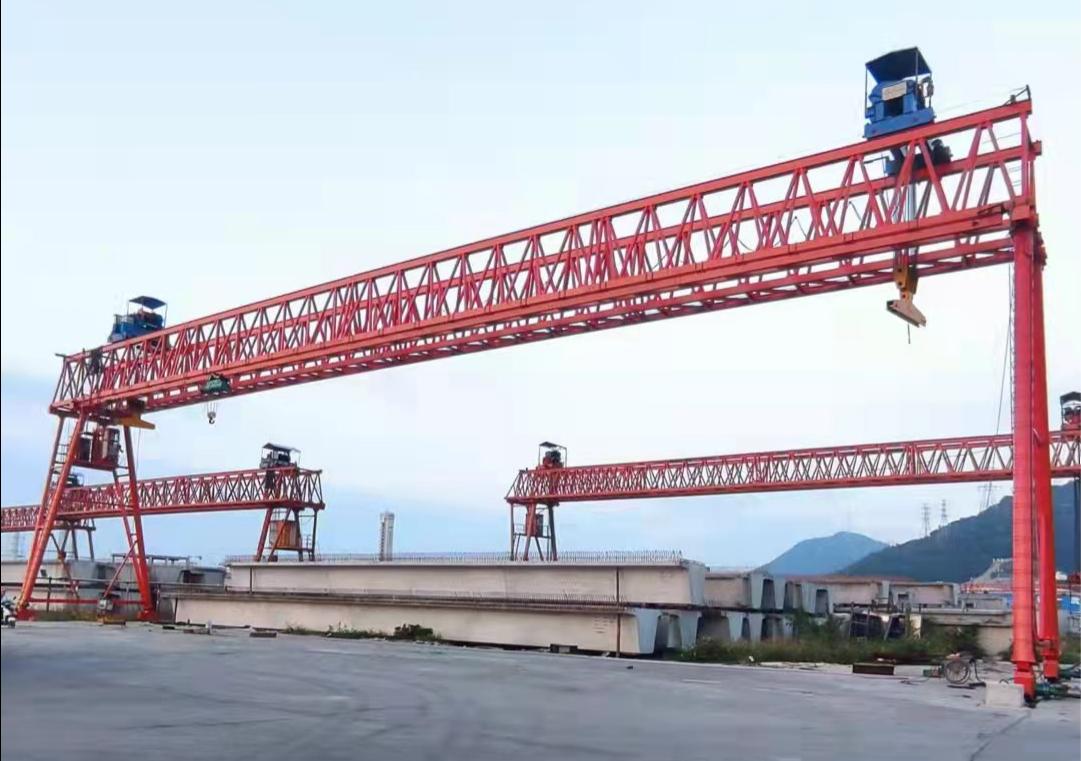 ME高速公路提梁機是什么？它在高速公路建設(shè)中的具體作用是什么？